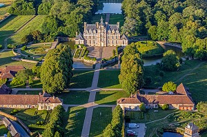 CHATEAU DE BEAUMESNIL DU XVII EME SIECLE, EPOQUE LOUIS XIII EN BRIQUES ET PIERRE, EURE, NORMANDIE, FRANCE 