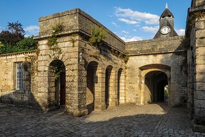 ENTREE PORTE DAUPHINE, CITADELLE DE BLAYE, FORTIFICATION CONSTRUITE PAR VAUBAN, GIRONDE, FRANCE 