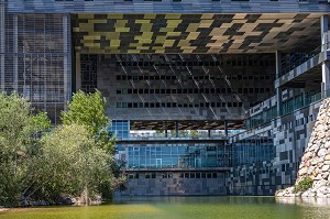 HOTEL DE VILLE ET LA RIVIERE LE LEZ, MONTPELLIER, HERAULT, OCCITANIE, FRANCE 