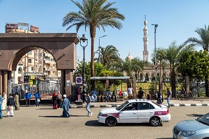 SCENE DE RUE, QENA, EGYPTE, AFRIQUE 