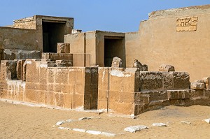 ENTREE DU MASTABA DE KAGEMNI, NECROPOLE DE SAQQARAH, REGION DE MEMPHIS ANCIENNE CAPITALE DE L'EGYPTE ANTIQUE, LE CAIRE, EGYPTE, AFRIQUE 