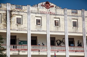 ECOLE PRIMAIRE, CIENFUEGOS, ANCIENNE VILLE PORTUAIRE PEUPLEE PAR LES FRANCAIS AU 19EME SIECLE ET CLASSEE AU PATRIMOINE MONDIAL DE L'HUMANITE PAR L'UNESCO, CUBA, CARAIBES 