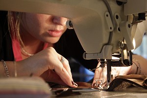 METIER COUTURIERE, MODE ET CREATION, POLE DES METIERS DE SERVICE, 41EMES OLYMPIADES DES METIERS DE BRETAGNE, BREST, FINISTERE (29), FRANCE 