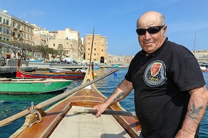 DGHAJSA, BATEAU TAXI, MARINA DE VITTORIOSA, WALTER AHAR, MALTE 