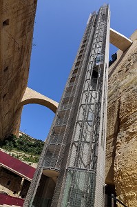ASCENSEUR DU JARDIN D'UPPER BARRAKKA, LA VALETTE, MALTE 