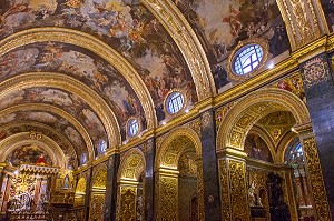 INTERIEUR, PLAFOND PEINT, CO CATHEDRALE SAINT JEAN, LA VALETTE, MALTE 