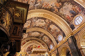 INTERIEUR, PLAFOND PEINT, CO CATHEDRALE SAINT JEAN, LA VALETTE, MALTE 