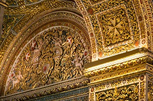 DETAIL DE DORURES, INTERIEUR DE LA CO CATHEDRALE SAINT JEAN, LA VALETTE, MALTE 