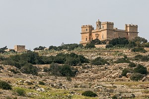 SELMUN PALACE, PALAIS SELMUN, CHATEAU DU 18 EME SIECLE TRANSFORME EN HOTEL, MALTE 