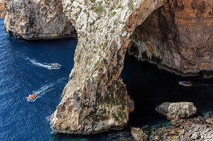 GROTTE BLEUE, GROTTE MARITIME DE 43 METRES DE LONGUEUR, PRES DE WIED IZ ZURRIEQ, DANS LE SUD OUEST DE MALTE 