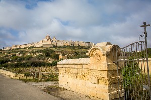 CATHEDRALE SAINT PIERRE ET SAINT PAUL DE MDINA, ANCIENNE VILLE MEDIEVALE FORTIFIEE ET ANCIENNE CAPITALE DE MALTE, MDINA, MALTE 
