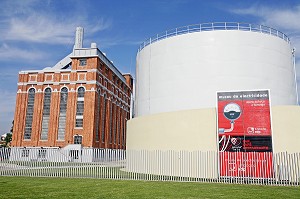 MUSEU DA ELECTRICIDADE, MUSEE DE L'ELECTRICITE SUR LES BORDS DU TAGE, QUARTIER DE BELEM, PORTUGAL, EUROPE 