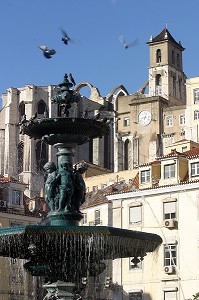 FONTAINE PLACE DOMPEDRO IV, AU FOND COUVENT DES CARMES, MUSEE ARCHEOLOGIQUE QUARTIER DE ROSSIO, LISBONNE, PORTUGAL 