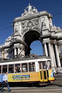 PRACA DO COMMERCIO, (PLACE DU COMMERCE), QUARTIER DE ROSSIO, LISBONNE, PORTUGAL 