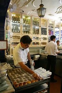 PATISSERIE SALON DE THE, ANTIGA CONFEITARIA DE BELEM, LISBONNE, PORTUGAL 