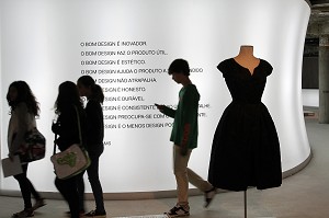 EXPOSITION TEMPORAIRE AU MUDE, MUSEE DU DESIGN ET DE LA MODE (MUSEU DO DESIGN E DA MODA), QUARTIER DE LA BAIXA, CENTRE-VILLE DE LISBONNE, PORTUGAL 