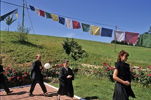 CENTRE BOUDDHISTE, SEMINAIRE ZEN, DACHANG VAJRADHARA-LING, CENTRE D'ETUDE ET DE PRATIQUE DU BOUDDHISME TIBETAIN, DOMAINE DU CHATEAU D'OSMONT, AUBRY LE PANTHOU 