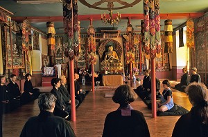CENTRE BOUDDHISTE, SEMINAIRE ZEN, DACHANG VAJRADHARA-LING, TIBETAN BUDDHISM RESEARCH AND PRACTICE CENTRE D'ETUDE ET DE PRATIQUE DU BOUDDHISME TIBETAIN, DOMAINE DU CHATEAU D'OSMONT, AUBRY LE PANTHOU, ORNE (61) 
