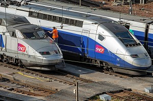 ENTRETIEN DE TGV EN GARE DE TRIAGE, PARIS GARE DE LYON, PARIS (75) 