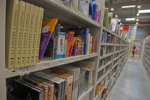 PLATEFORME LOGISTIQUE DE LA SOCIETE AMAZON 