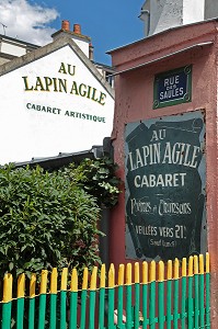 BUTTE MONTMARTRE, PARIS, FRANCE 