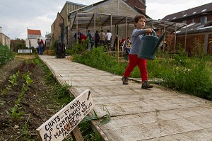 PROJET DE JARDIN EXPERIMENTAL R-UBAN PAR L'ATELIER D'ARCHITECTURE AUTOGEREE  (AAA) 