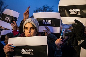 RASSEMBLEMENT DE SOUTIEN EN HOMMAGE AUX VICTIMES DE L'ATTAQUE QUI A FAIT 12 MORTS A LA REDACTION DU JOURNAL CHARLIE HEBDO 