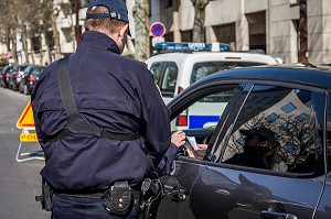 CONTROLE POLICE, CIRCULATION ALTERNEE, POLLUTION 