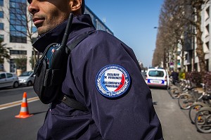 CONTROLE POLICE, CIRCULATION ALTERNEE, POLLUTION 