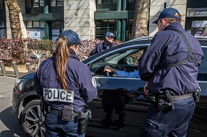 CONTROLE POLICE, CIRCULATION ALTERNEE, POLLUTION 