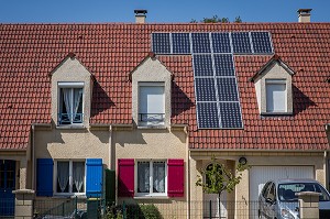L'ENERGIE SOLAIRE EN VILLE, BREUILLET, (91) ESSONNE, ILE-DE-FRANCE 