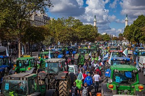 MANIFESTATION AGRICULTEURS A PARIS 