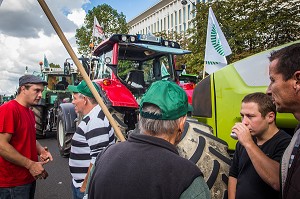 MANIFESTATION AGRICULTEURS A PARIS 