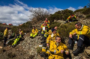 PAUSE DEJEUNER, SAPEURS POMPIERS 