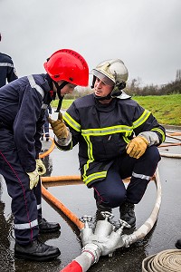 JEUNES SAPEURS POMPIERS