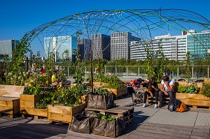 LIVING ROOF, RESIDENCE D'AGRICULTURE URBAINE, CITE DE LA MODE ET DU DESIGN 