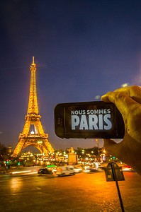 TOUR EIFFEL, NOUS SOMMES PARIS 