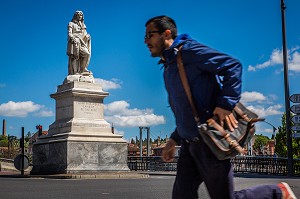 LE CANAL DU MIDI, L'HISTOIRE AU FIL DE L'EAU, LANGUEDOC ROUSSILLON MIDI PYRENEES 