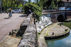 LE CANAL DU MIDI, L'HISTOIRE AU FIL DE L'EAU, LANGUEDOC ROUSSILLON MIDI PYRENEES