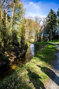 LE CANAL DU MIDI, L'HISTOIRE AU FIL DE L'EAU, LANGUEDOC ROUSSILLON MIDI PYRENEES 