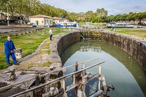 LE CANAL DU MIDI, L'HISTOIRE AU FIL DE L'EAU, LANGUEDOC ROUSSILLON MIDI PYRENEES 