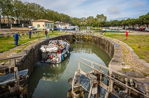 LE CANAL DU MIDI, L'HISTOIRE AU FIL DE L'EAU, LANGUEDOC ROUSSILLON MIDI PYRENEES 