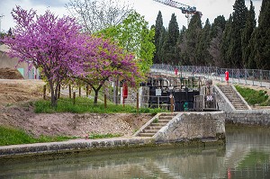 LE CANAL DU MIDI, L'HISTOIRE AU FIL DE L'EAU, LANGUEDOC ROUSSILLON MIDI PYRENEES 