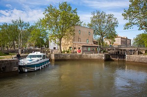 LE CANAL DU MIDI, L'HISTOIRE AU FIL DE L'EAU, LANGUEDOC ROUSSILLON MIDI PYRENEES 