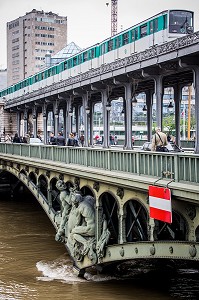 INONDATIONS, CRUE DE LA SEINE, PARIS 2016 