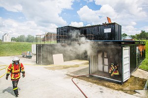 ILLUSTRATION CAISSONS A FEU, CENTRE DE FORMATION SAPEURS POMPIERS 