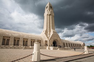 OSSUAIRE DE DOUAUMONT 