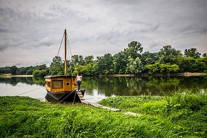 LA LOIRE AU FIL DE L'EAU, INDRE ET LOIRE, (37), REGION CENTRE VAL DE LOIRE, FRANCE 