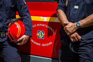 SAPEURS POMPIERS, DETACHEMENT D'INTERVENTIONS HELIPORTES FEU DE FORET 