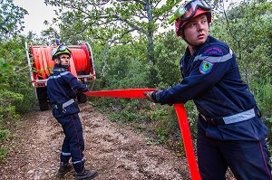 SAPEURS POMPIERS, DETACHEMENT D'INTERVENTIONS HELIPORTES FEU DE FORET 